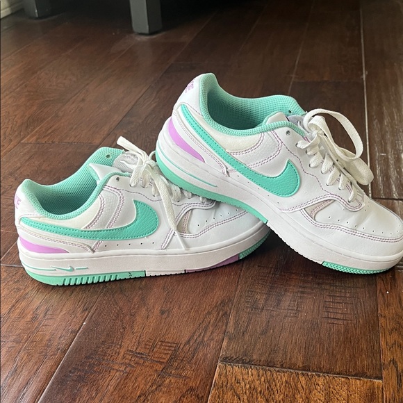 Nike Shoes - Nike Sneakers in White and Mint